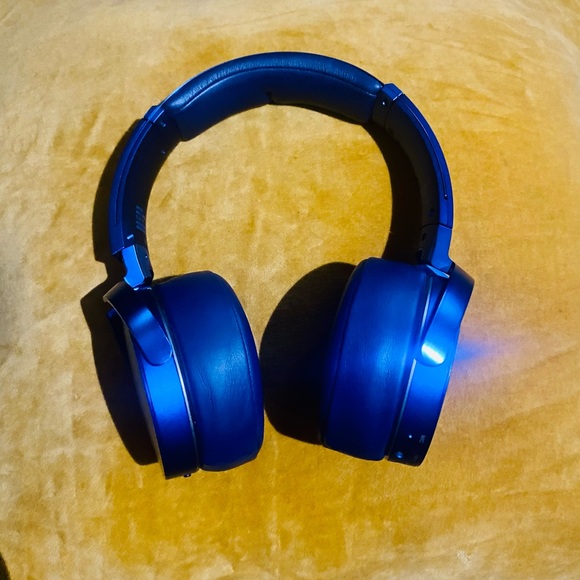 SONY HEADPHONES